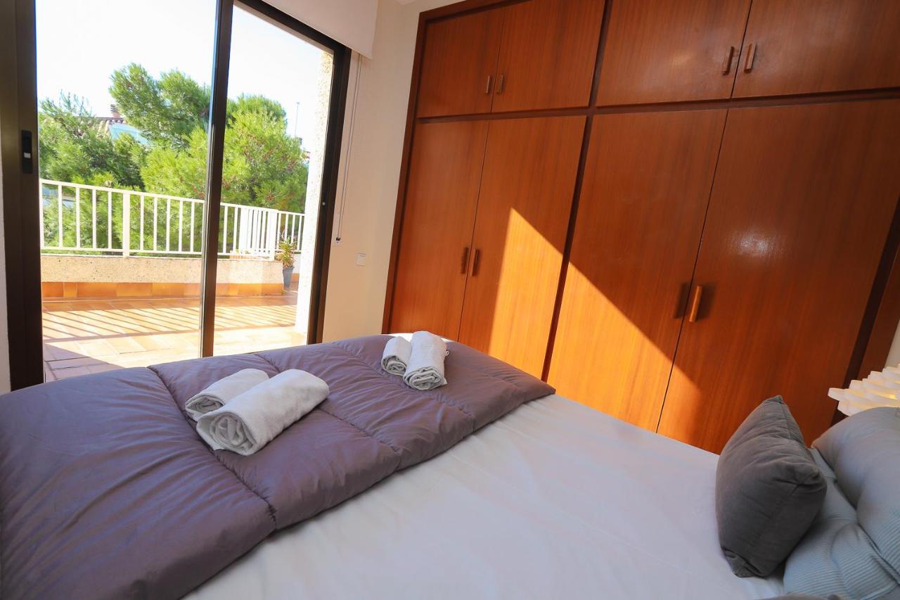 Differentflats Casalmar Apartment Салоу Екстериор снимка