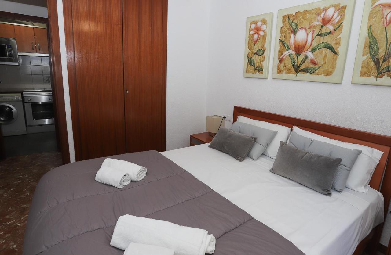 Differentflats Casalmar Apartment Салоу Екстериор снимка